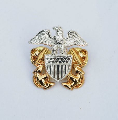 WWII US NAVY officer pin